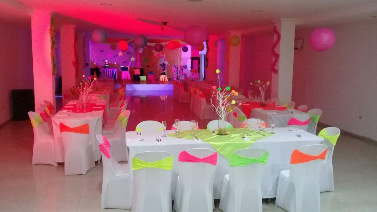 Hotel Cafe Real Арменія Екстер'єр фото